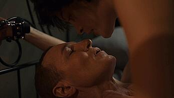 Actress - Valeri Zoidova: Movie - Chto delat zhenshchine, esli...